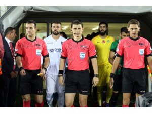 Spor Toto Süper Lig: Akhisarspor: 0 - Trabzonspor: 0 (Maç devam ediyor)