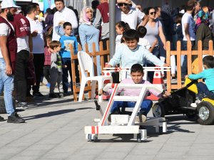 Bilim Festivali 100 binden fazla bilim meraklısını ağırladı