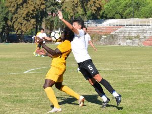 Aliağa FK 3 puanı tek golle aldı