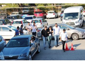 Bodrum’da saksıda uyuşturucu yetiştirip satan 3 kişi yakalandı