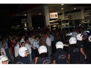 Bursa’da iki genç silahlı ve sopalı saldırıya uğradı