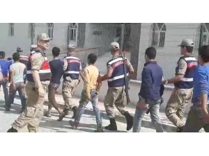 Türkiye’ye kaçak girmeye çalışan Suriyeli çocuklar yakalandı