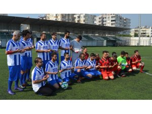 Önce dua ettiler, sonra maça başladılar