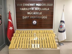 Park halindeki araçtan 51 kilo 420 gram eroin ele geçirildi