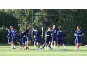 Fenerbahçe, Sivasspor maçı hazırlıklarını sürdürüyor