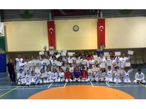 Osmangazili Tekvandocular kuşaklarına kavuştu