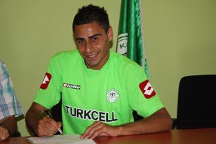 Kartal Karatay’ı renklerine bağladı