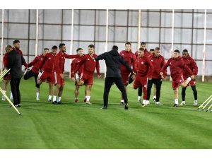 Sivasspor'da gözler Fenerbahçe maçına çevrildi