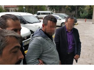 Samsun’da barda ele geçen silahlarla ilgili 2 kişi adliyeye sevk edildi