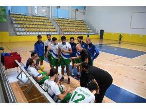 Kartepe Belediyespor voleybolda iddialı