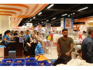 Kriz var diye frene basmadı, 121’nci mağazayı Diyarbakır’da açtı