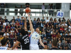 Denizli Basket, ilk maçından galibiyetle ayrıldı