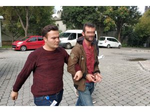 Gazetecilere, "Biz temiz insanlarız çekmeyin" diyen genç dolandırıcılıktan tutuklandı