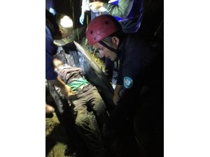 Kayıp koyunu aramak isterken uçurumdan düştü