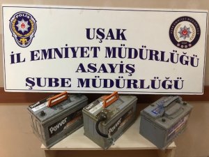 Kar maskeli akü hırsızları kovalamaca sonucunda yakalandı
