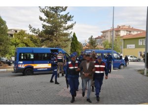 Kablo hırsızları tutuklandı
