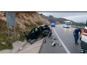 Otomobil su kanalına uçtu: 1 yaralı
