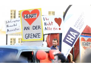 Almanya’da ırkçılık protesto edildi