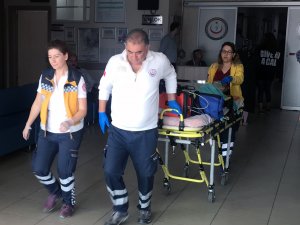 Düzensiz göçmenleri taşıyan kamyon devrildi: 19 ölü
