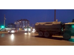 Sınır hattına sevkiyat sürüyor