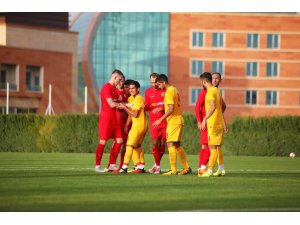 Kayserispor ter attı