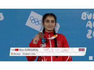 Yaz Gençlik Olimpiyat Oyunlarında halterciler tarih yazdı