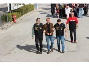Karşılıklı küfürleşme kanlı bitti: 4 yaralı