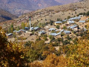 Bu mahallenin en genci 50 yaşında