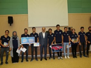 TEKNOFEST’te derece alan Konya Teknik Üniversitesi öğrencilerine ö