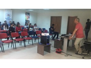 Siirt’te hakemlere seminer verildi