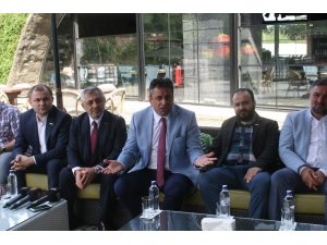 Hekimoğlu: "Ekonomide ağır bir kriz yok; Sadece bir durgunluk var"