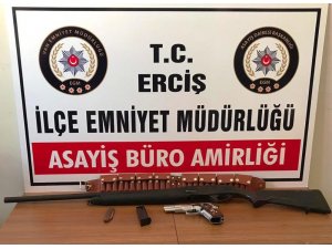 Erciş’te silahlı kavga: 8 gözaltı