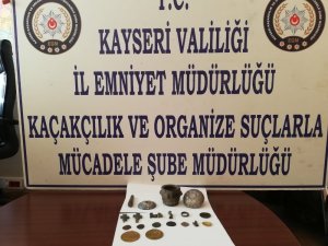 Tarihi eser kaçakçıları kıskıvrak yakalandı