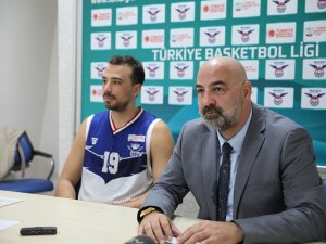 Dev adamlarda galibiyet sevinci