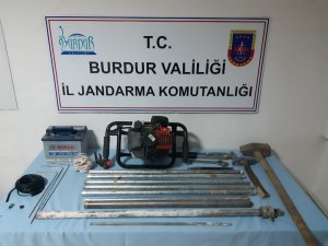 Burdur’da kaçak kazı operasyonu