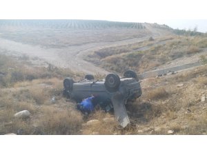 Otomobil takla attı: 1 yaralı
