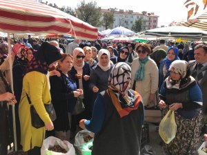 Karataylı kadınlar Yalvaç’ta