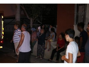 Müstakil evde çıkan yangında ev kullanılamaz hale geldi