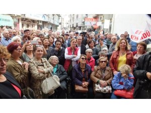 Burhaniye’de Akova da aday adaylığını açıkladı