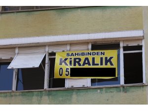 Her üç kamu çalışanından biri kiracı