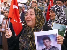 Aşçılar ve terziler ölmeyecek