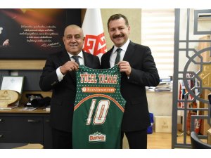 Banvit Basketbol’dan Karesispor’a ziyaret