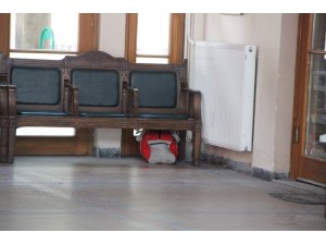 Tren garında şüpheli paket paniği