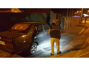 Babasına yemek götürürken uğradığı silahlı saldırıda yaralandı