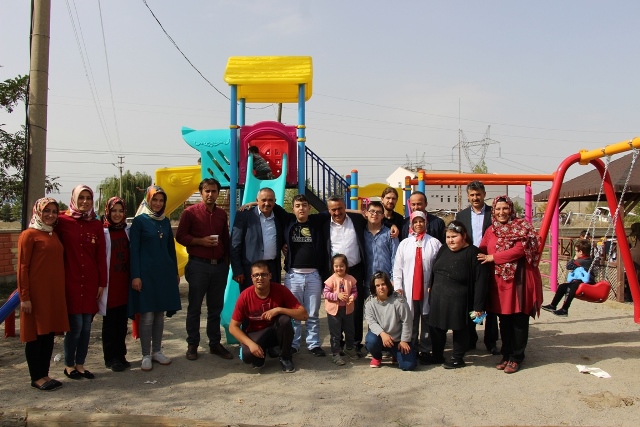 Özel öğrencilerden Tutal’a teşekkür