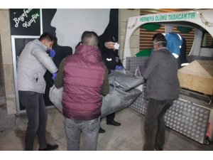Cesedin kimliğine serçe parmak izinden ulaşıldı