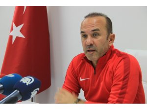 Mehmet Özdilek: "Trabzonspor maçında tek düşüncemiz alacağımız puanlar, her türlü puana ihtiyacımız var"