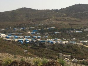 AYDER Suriye’deki çadır kentleri ve yetimhaneleri ziyaret etti