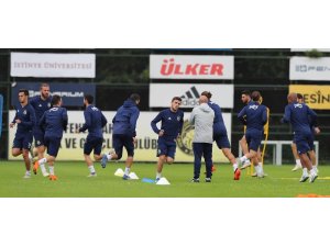 Fenerbahçe’de Sivasspor maçı hazırlıkları sürüyor