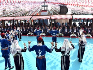 İşyurtları Kurumu’nun Ürün ve El Sanatları Fuarı Konya’da açıldı